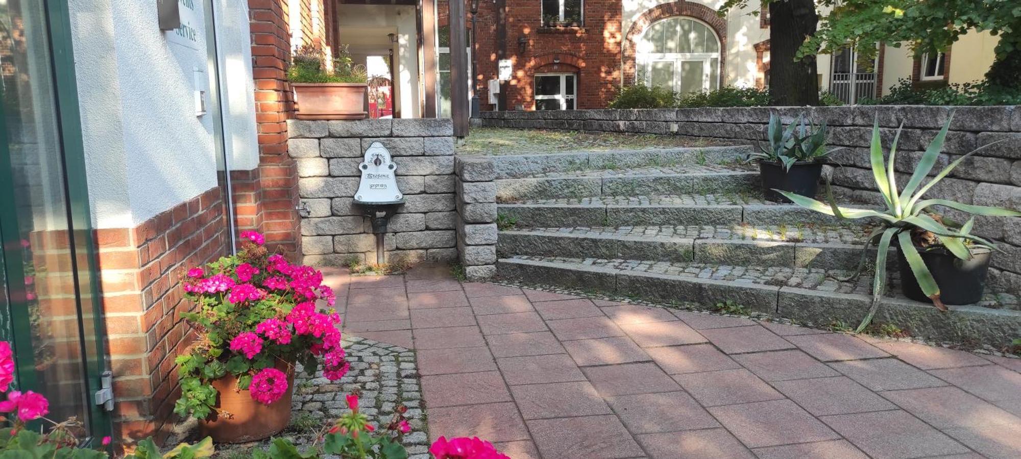 Apartment Cottbus City Mit Blick Ueber Die Daecher - Fuer Treppensteiger Zewnętrze zdjęcie
